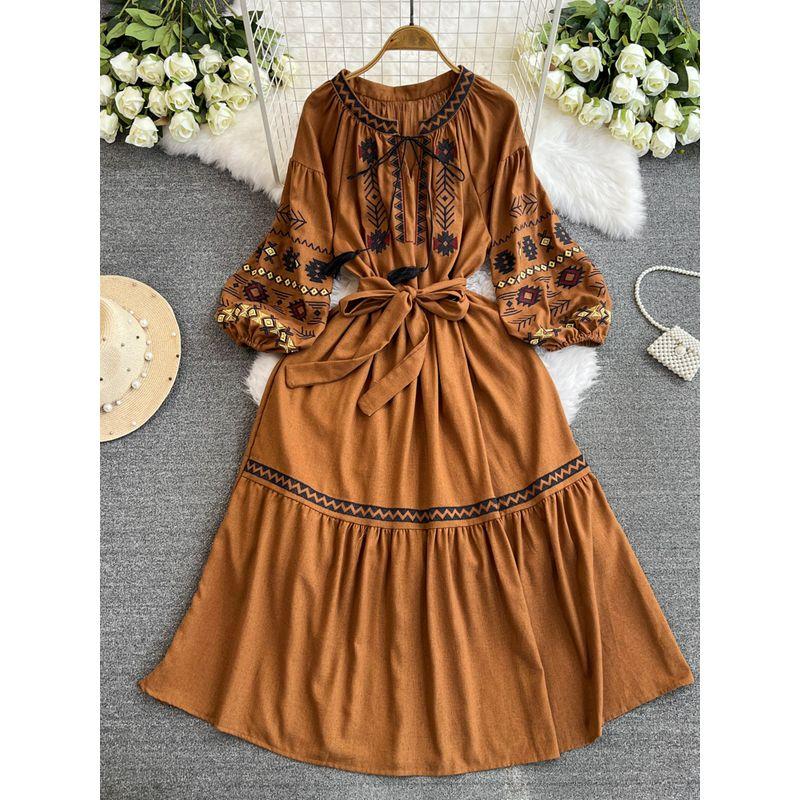 Bohemia Ethnic Style Embroidered Lantern Sleeve Dress