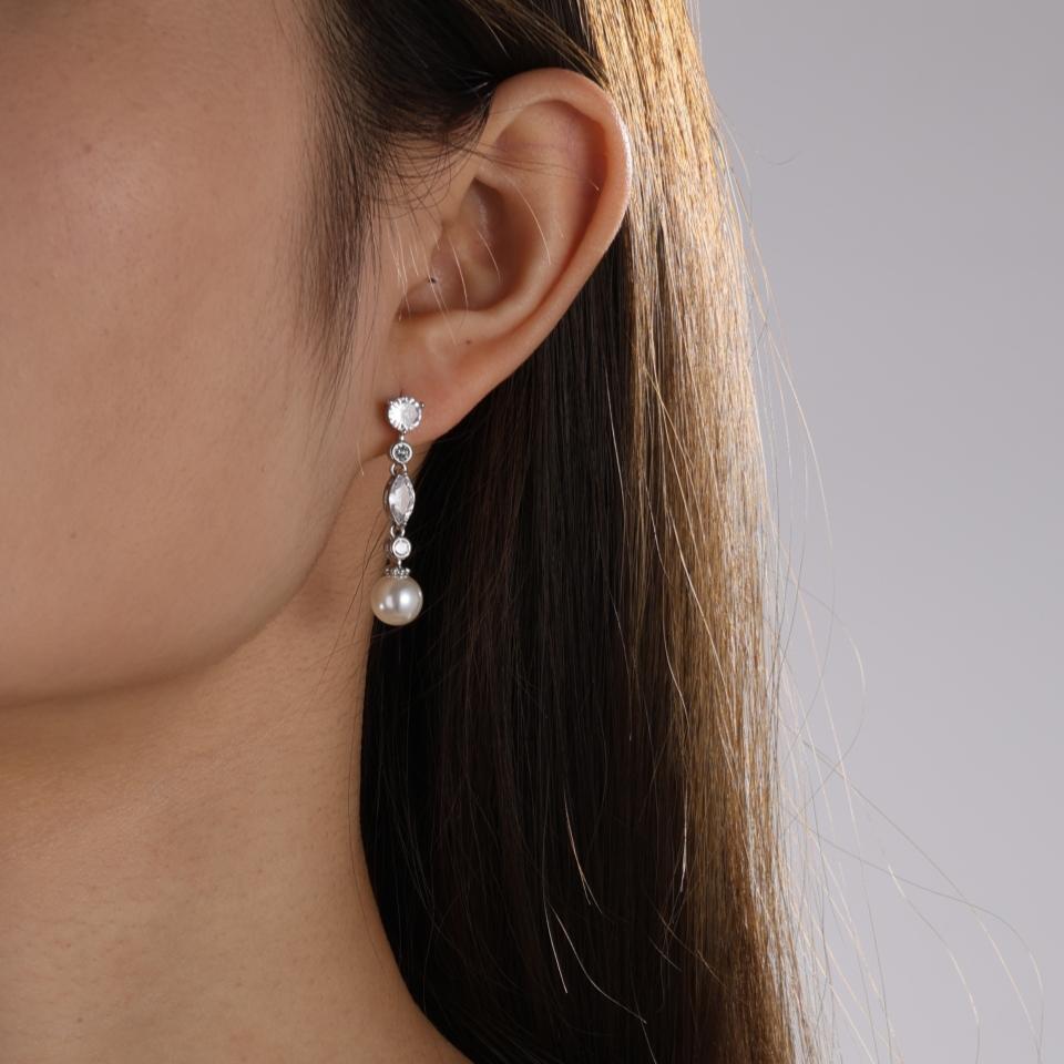 ZAKOL White Teardrop Pearl Dangle Earrings for Women Shiny Cubic Zirconia Earring Bridal Wedding Jewelry Valentine's Day Gift