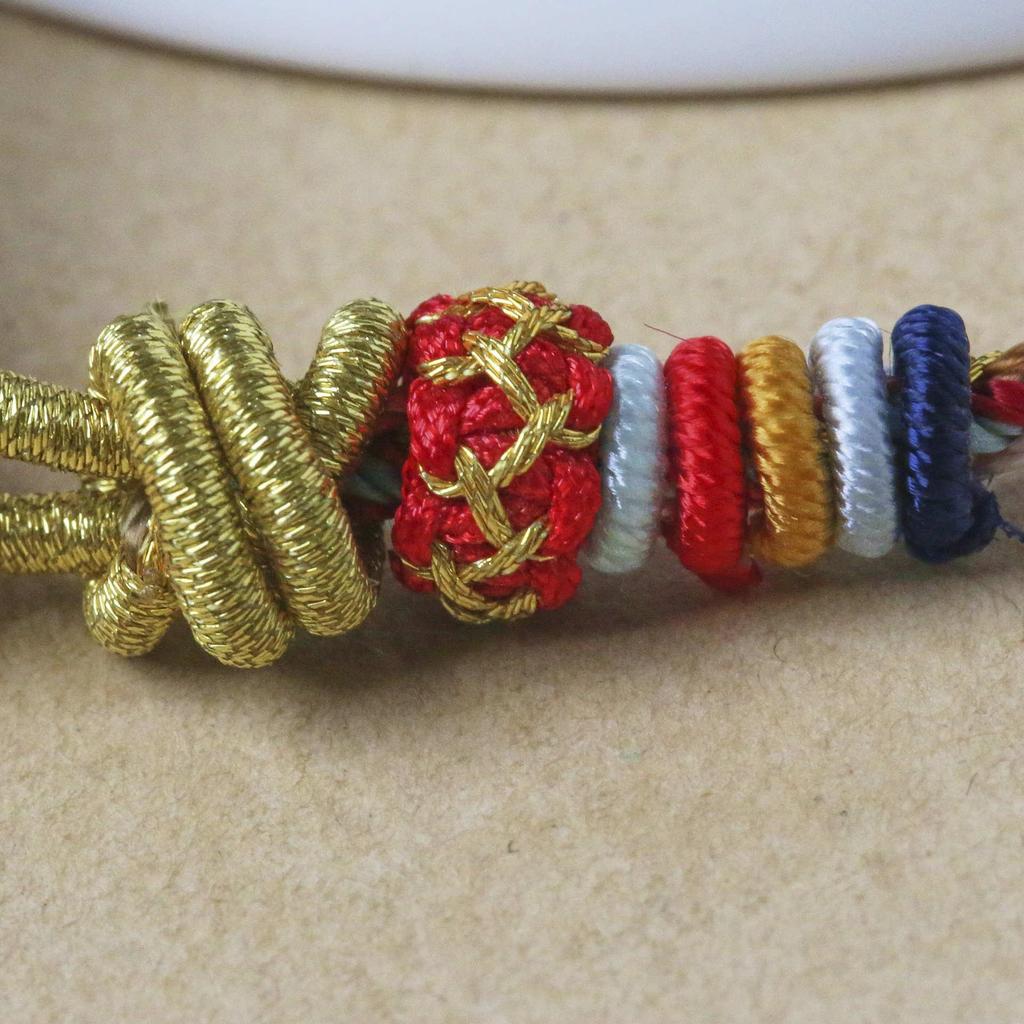 2025 Année du Serpent: Bracelet Corde Rouge Tressée à la Main Cinq Couleurs Écailles de Dragon - Cadeau pour Femmes & Couples