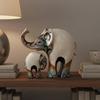 Statues d'Éléphants en Résine Figurines Peintes à la Main Style Luxe Léger Design Rétro Sculptures de Table