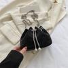Retro Popular Small Bag Women's New Spring Casual Simple Bucket Bag Fashion Chain Messenger Bag
