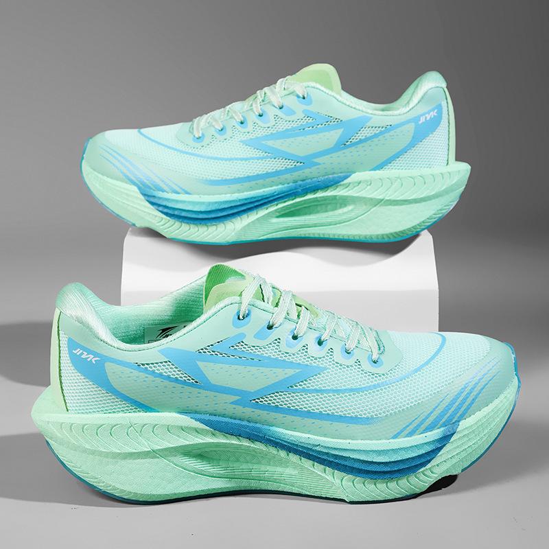 2025 men's shoes summer new mesh running shoes sports shoes breathable shock-absorbing soft-soled student shoes lightweight running shoes men