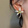 New Elegant Enamel Floral Flower Stud Earrings for Women Cute Minimalist Plant Leaf Earring Party Ear Accessory Y2K Jewelry Gift