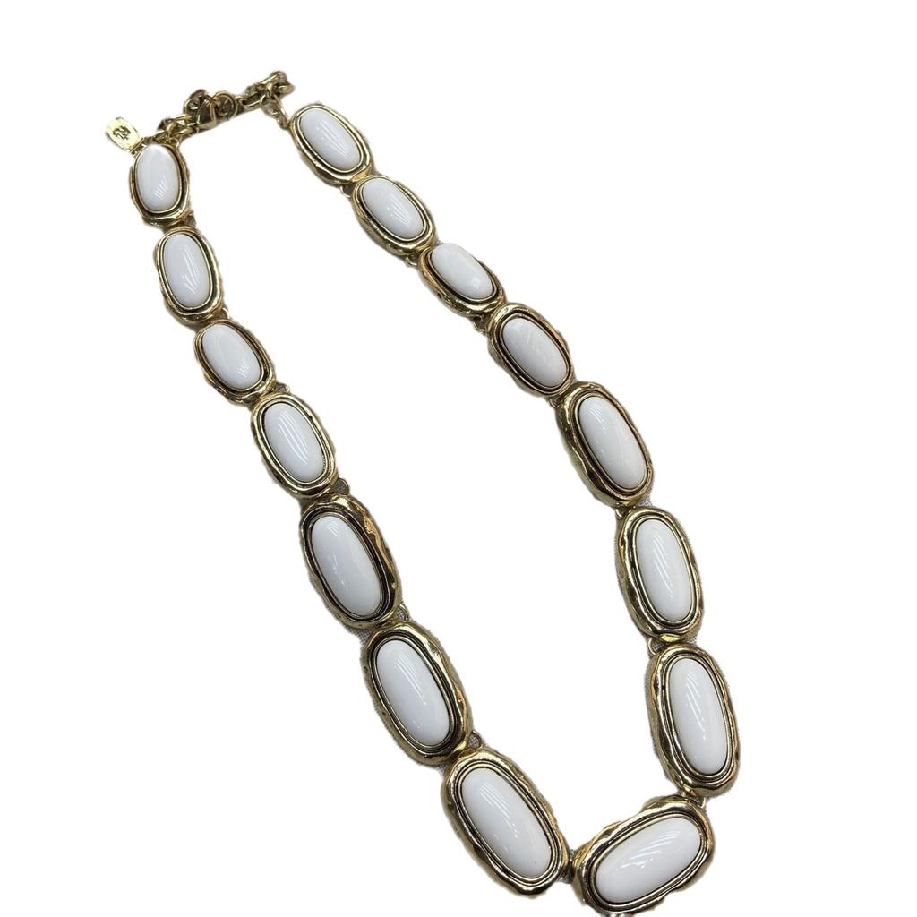 Classic French Oval White Resin Necklace Earrings Medieval Vintage Clavicle Chain Pin Earrings