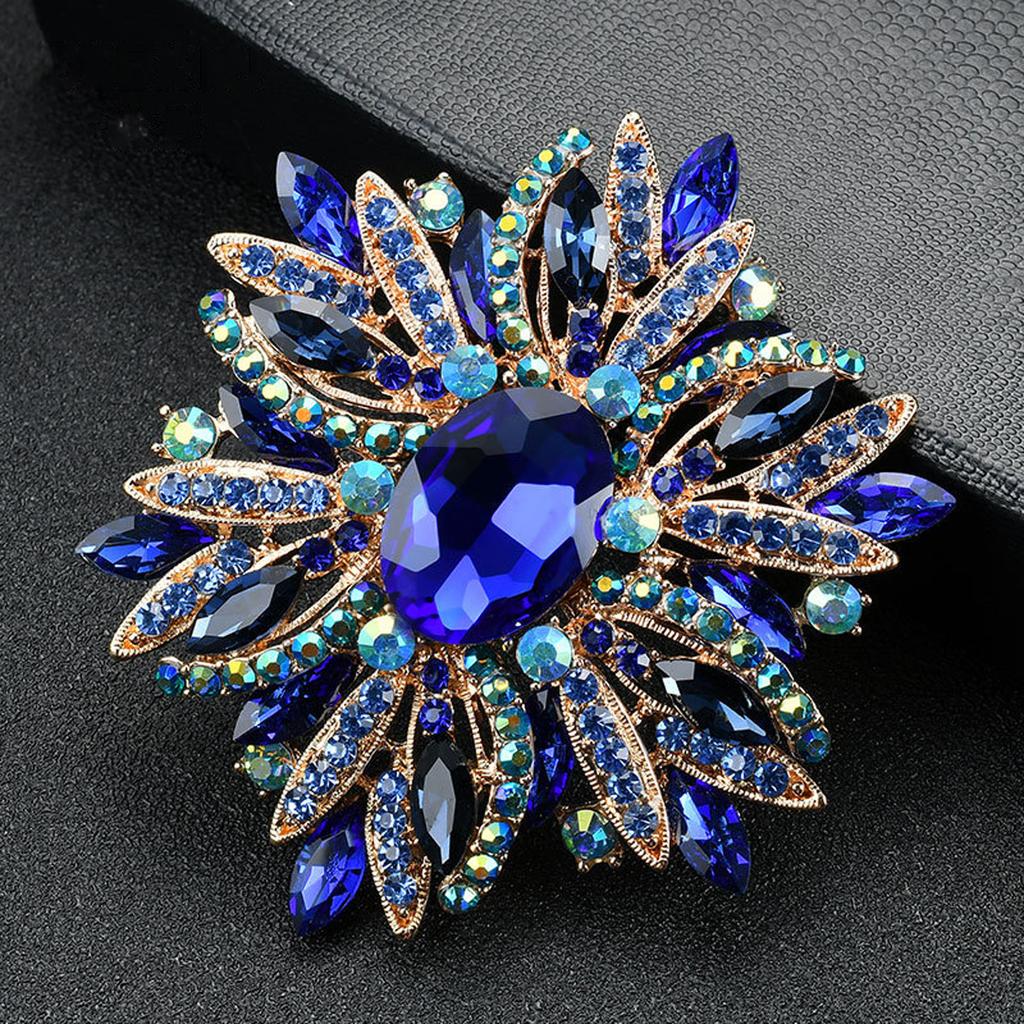 Luxury Vintage Crystal Flower Brooch for Women, Elegant and Fashionable Wedding Dress Accessory, Floral Headpiece Decoration