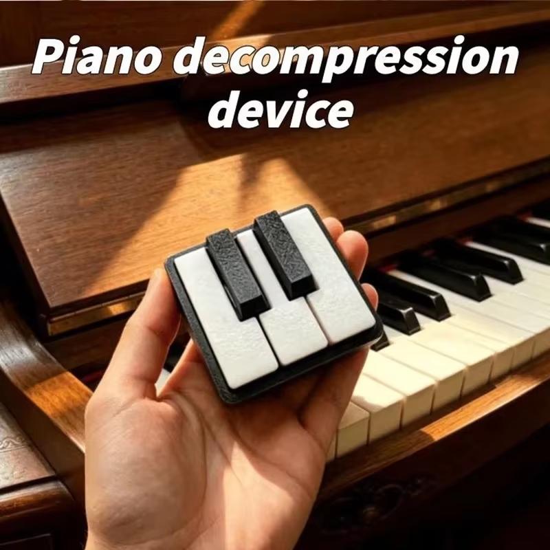 1Pcs Sensory Stress Relief Keychain 3D Printed Mini Piano Keyboard Clicker Fidget Toy Office Desktop Decor Souvenir Gift