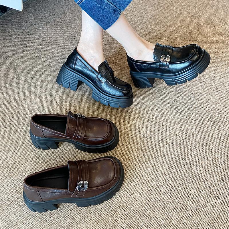 9266-27 Solid Color Platform Loafers Women's 2025 New Autumn Feeling Retro Single Shoes British Style Small Leather Shoes Women