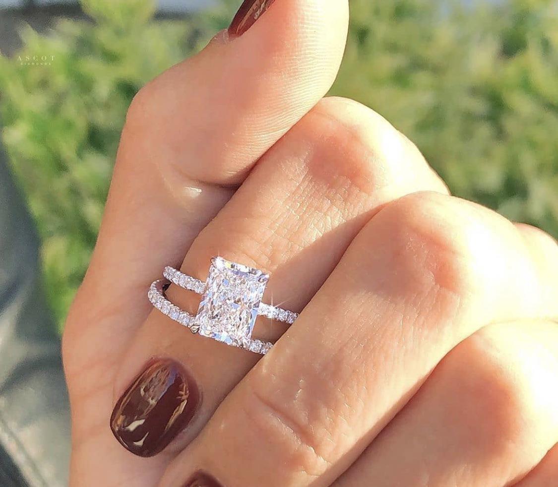 

Элегантное большое квадратное кольцо с инкрустацией цирконами - Свадебные украшения для женщин в европейском и американском стиле Size 6