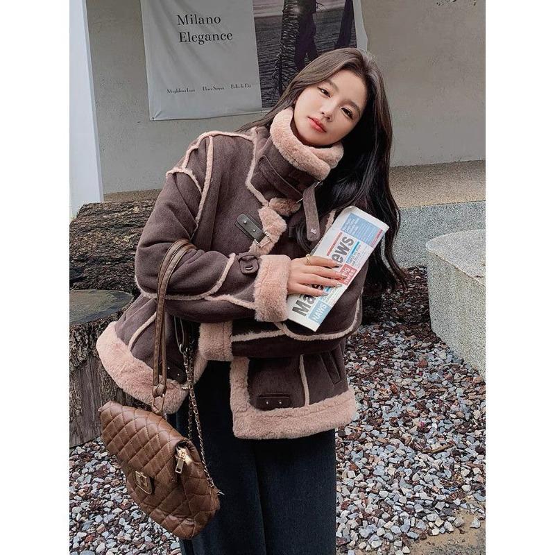 Fur Integrated Lamb Wool Jacket Women's New Winter Thickened Velvet Fashion Small Locomotive Jacket Top