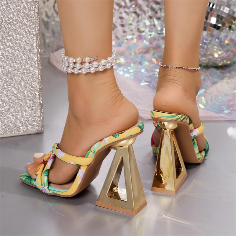Fashion Big Size Shoes Woman's Slippers Slides Multicolored Sandals On A Wedge Heeled Mules 2025 High Scandals Female Shoes Slippers Hee