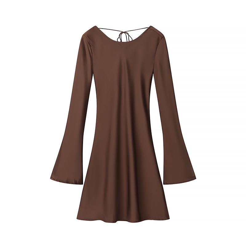

Зимнее женское платье в европейском и американском стиле с расклешенными рукавами и завязками на спине Small коричневый