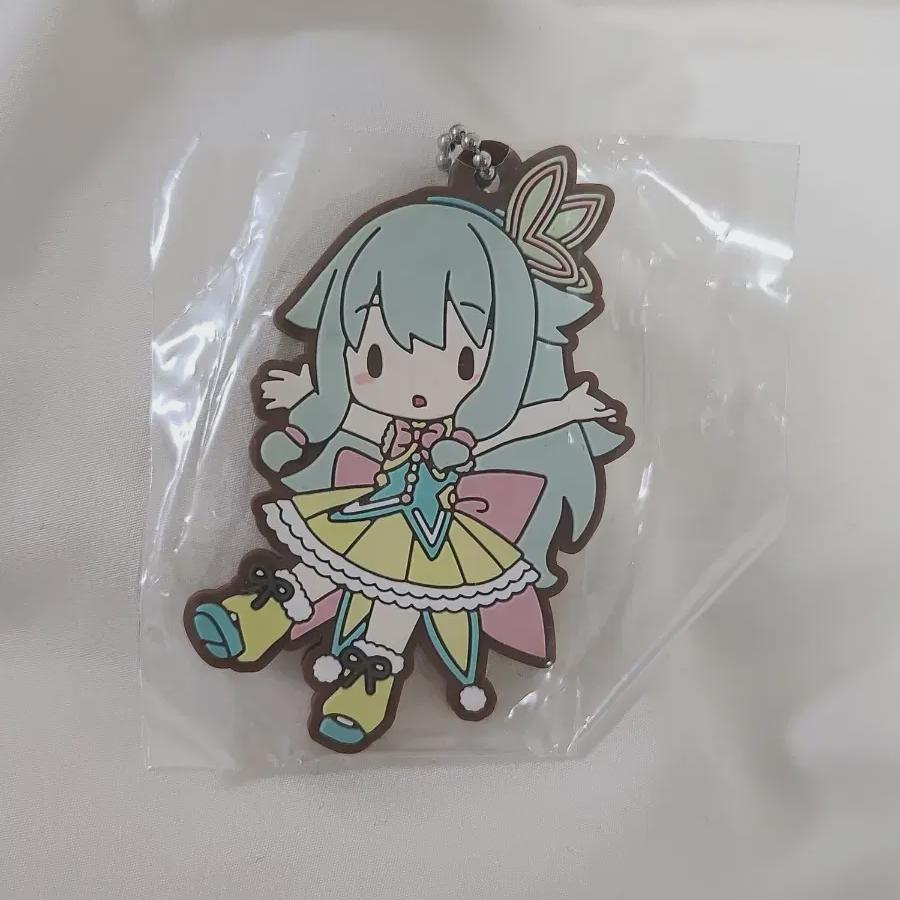 

Продаю брелок Fseka Kusanagi Nene