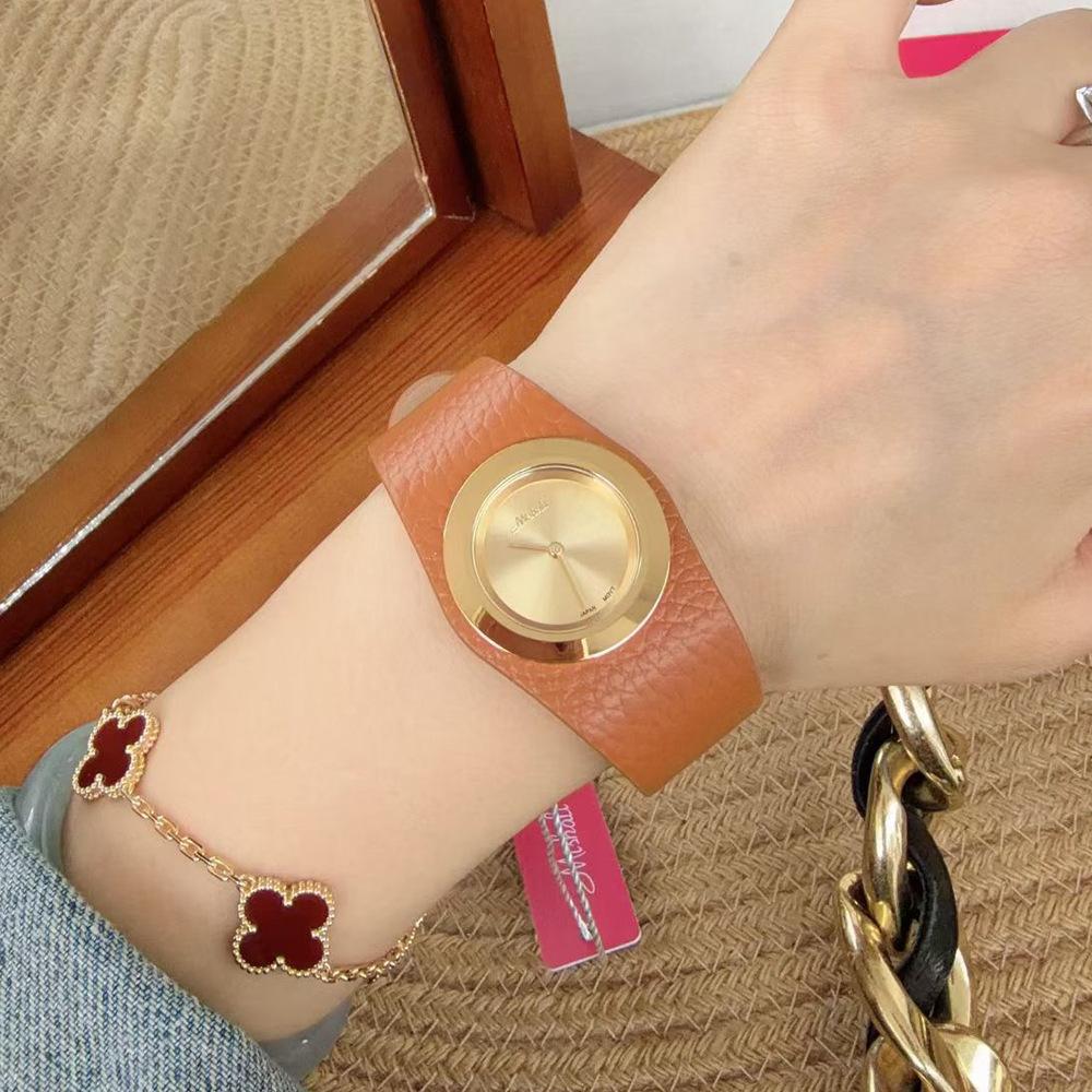 Watch medieval feeling belt watch women s light luxury design feeling white quartz women s watch