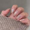 Nageldesign – Strass och nageldekorationer