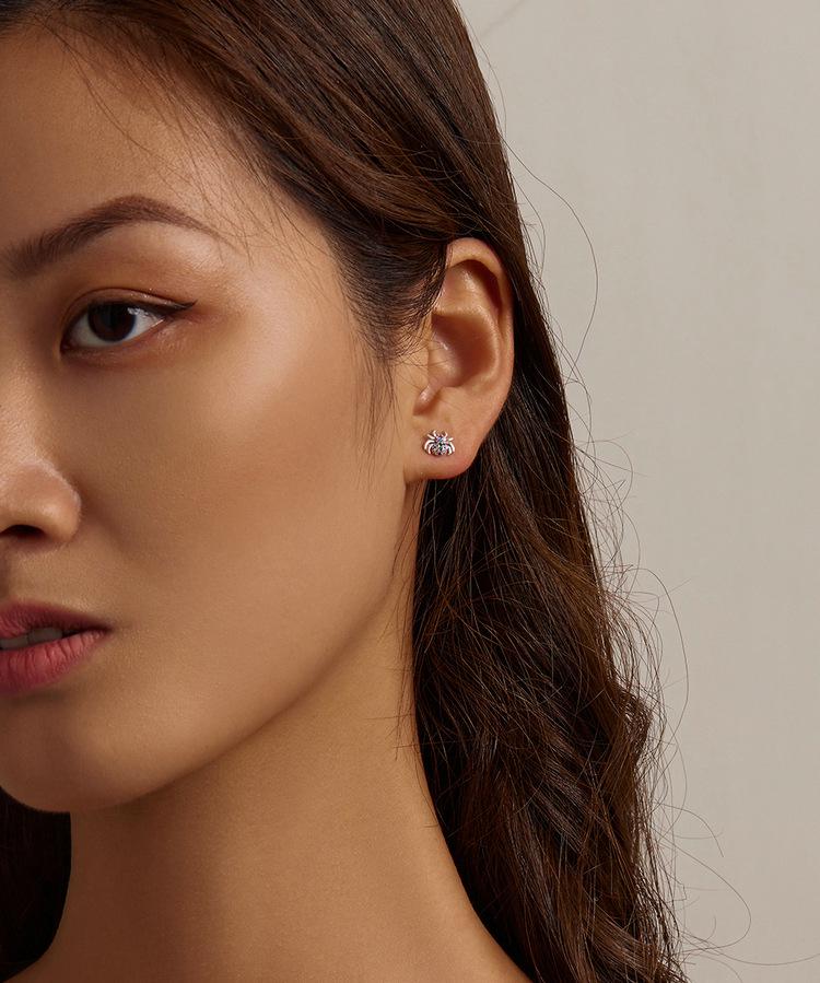 Everlove Dazzling Spider Stud Earrings In Sterling Silver with Colorful Zircon