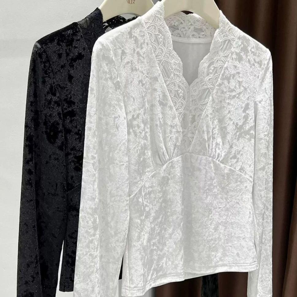 Women's Velvet Base Shirt  Autumn/Winter  Lace V-Neck  Slim Fit Stretch Pullover Velvet T-Shirt