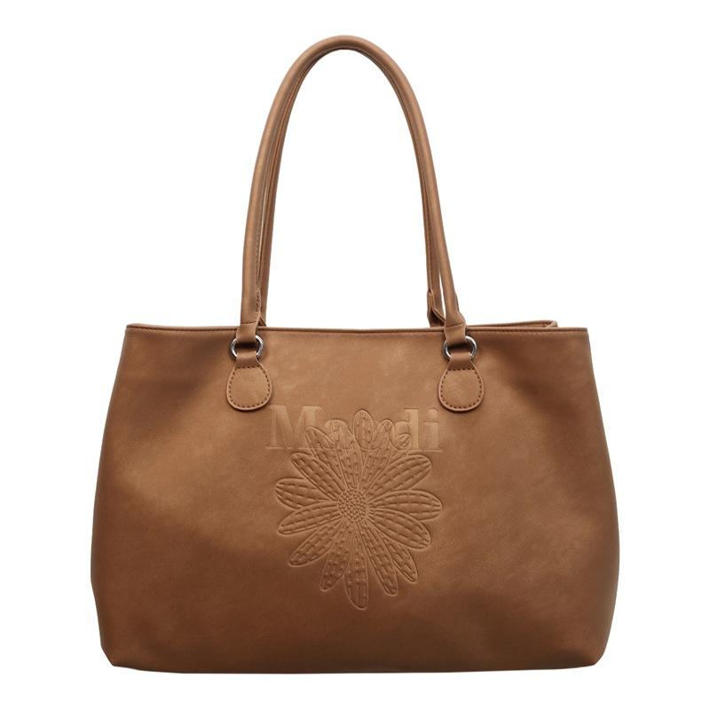 Large-capacity Commuter Underarm Tote Bag with Stylish Design and Printed Fabric Shoulder Bag for Carrying On The Shoulder