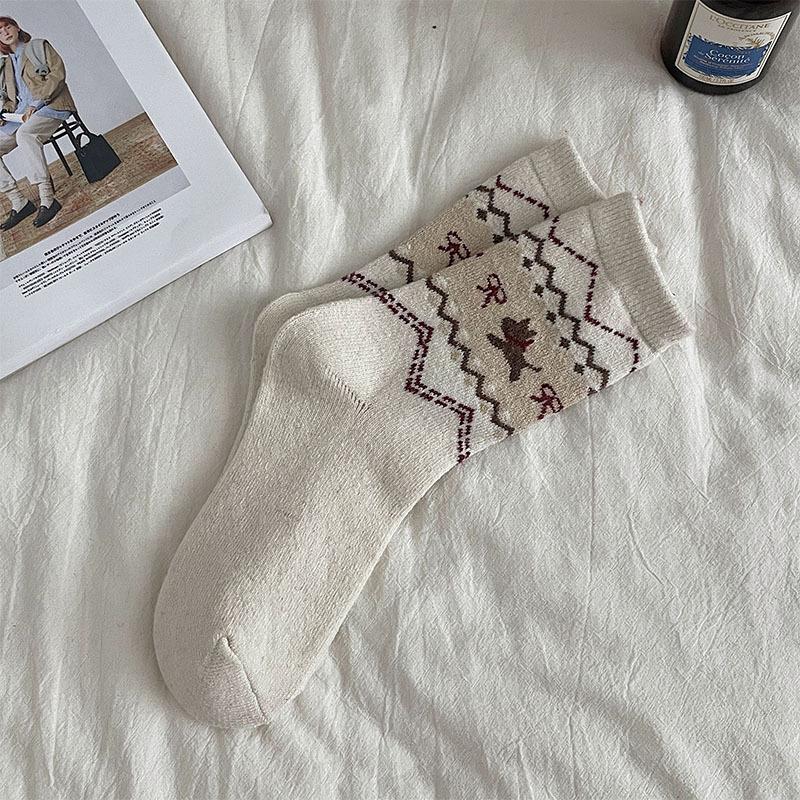Christmas Socks Women's Cozy Fleece Lined Snow Socks Warmers Carpet Slippers Bedroom Cute Cartoon Dog Pattern Quality Sock