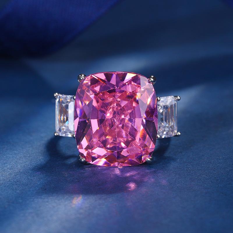 Jewelry Copper Bottom Gold-Plated Simulation Color Treasure Temperament Luxury Ring Heroine Stone 14 * 16