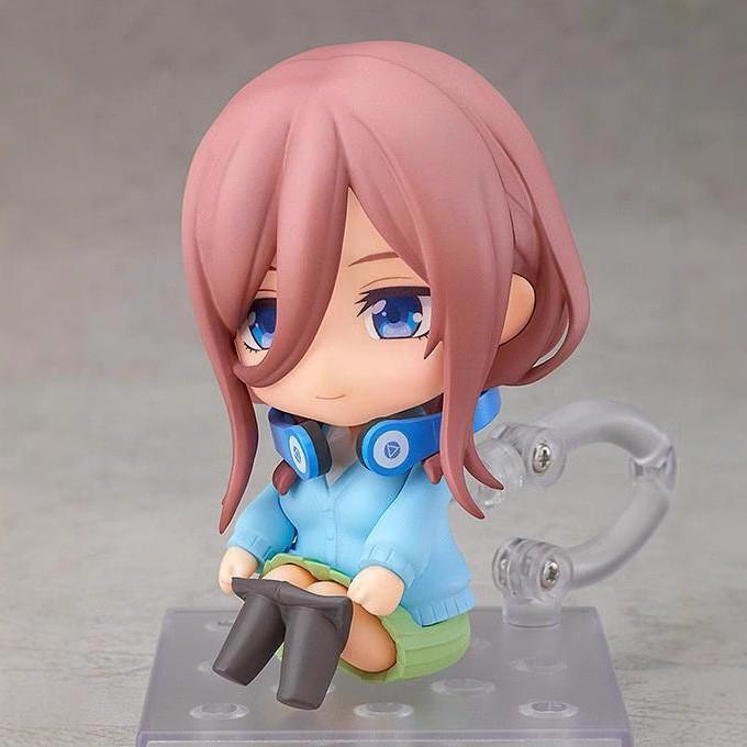 Quintuplets Quintessential The Nakano Miku Mobile Figurine Model Ornament Doll