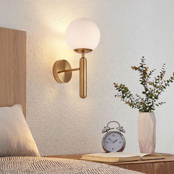 Wall Light 1xG9 10W IP20 In Opal Glass – Gold Finish
