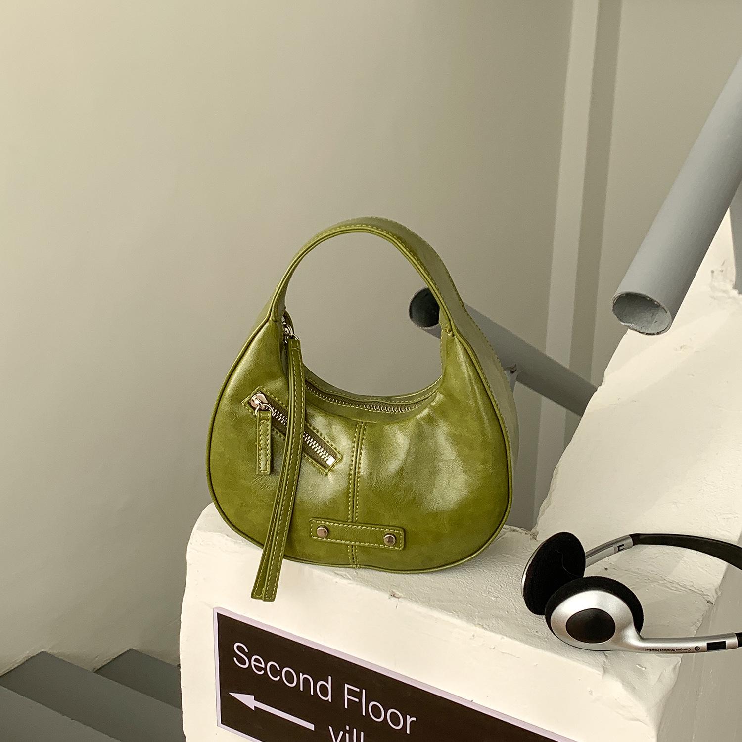 Spring Summer Crescent PU Leather Bag - Korean Style Versatile Tote for Women зелёный