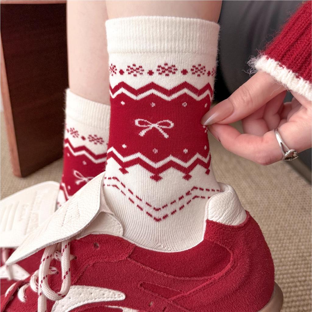 Retro Year Of The Horse Red Striped Medium Tube Socks Women'S Autumn And Winter Warm Lace Stacking Socks Birthday New Year Socks