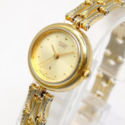 Used New Battery, Working Citizen Bracelet Watch with 1 Ruby, Gold Wristwatch