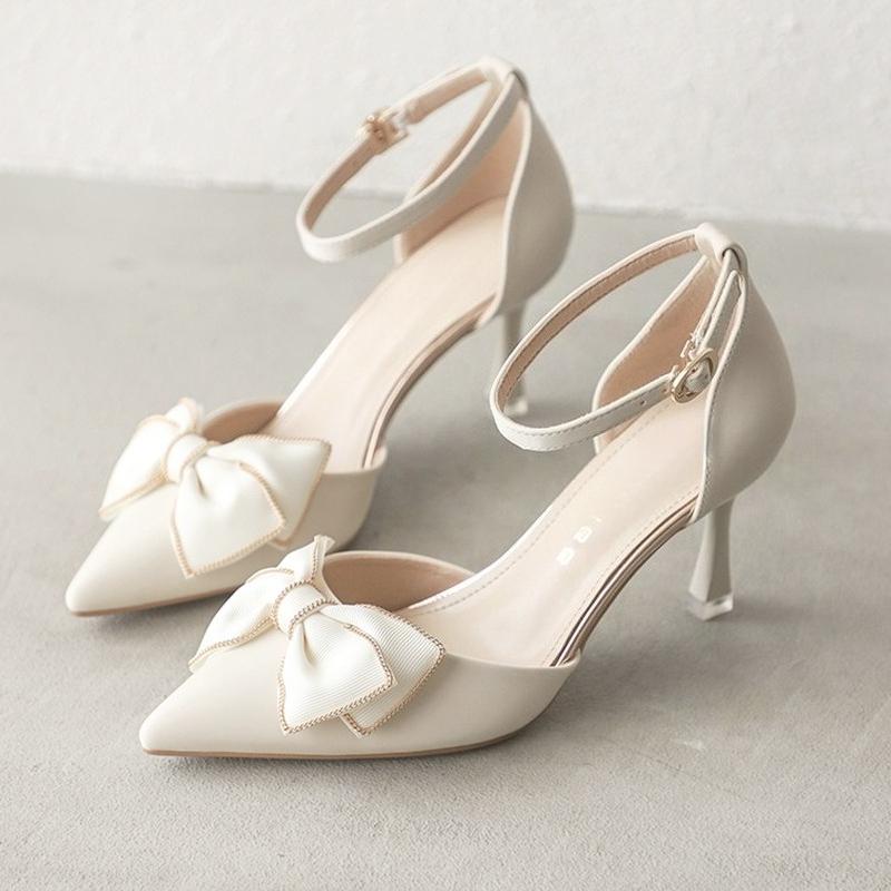 Fashion 2025 New Summer Pointy Bridesmaid Shoes Temperament High Heels with Sweet Bow Bow Bun Head Sandals Versatile Pumps