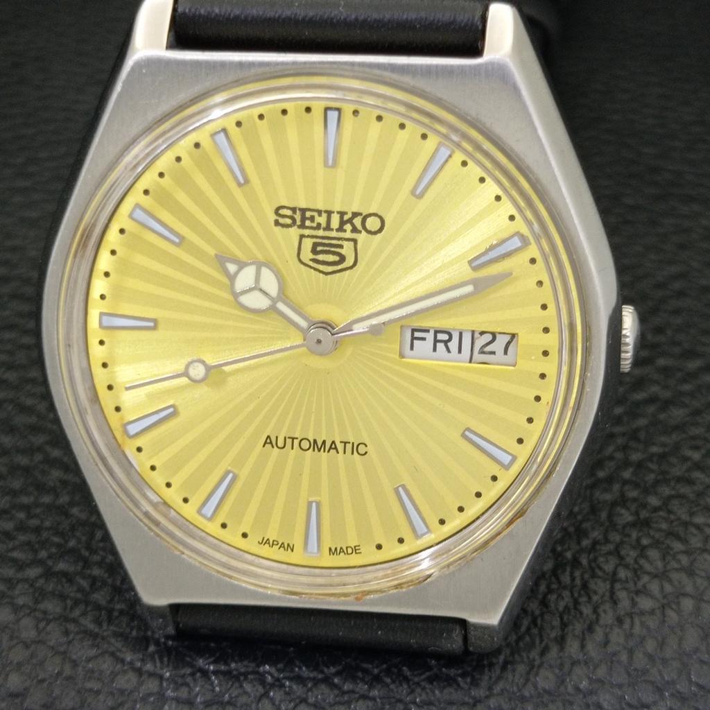 Seiko 5 AUTOMATIC 6309A JAPAN MENS VINTAGE GOLDEN COLOR DIAL WATCH A701458-5 R206b-a701458