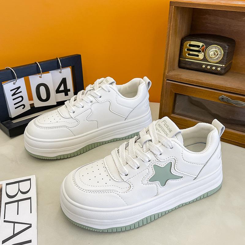 Retro Star Sneakers mit dicker Sohle für Damen, neue lässige Sportschuhe, atmungsaktive weiße Schuhe