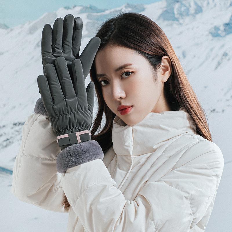 Winter Warm Gloves for Women with Thick Velvet for Windproof and Cold Resistant Cycling Waterproof Gloves in Winter