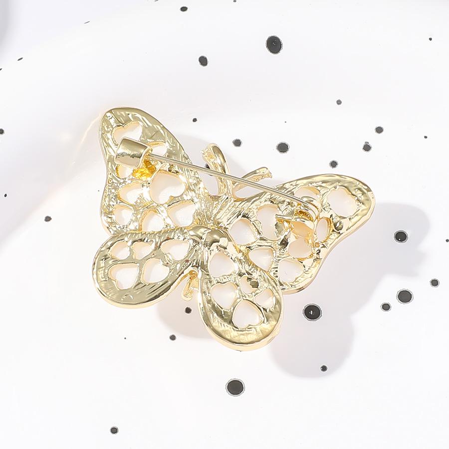 Female Fashion Butterfly Brooch