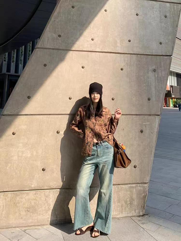 Beautiful wood grain wedge suede one-word slippers for women's summer wear 2025 new French sandals one-and-a-half-word slippers