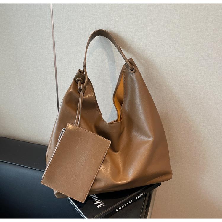 

Проста і містка сумка високого класу з повсякденною текстурою, велика жіноча сумка 2024 року, нова сумка для приміських поїздок хакі