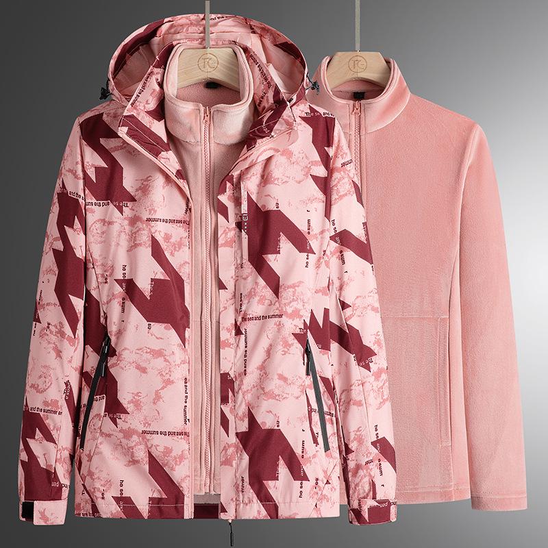 Outdoor Maple Leaf 3-in-1 Jacket: Detachable Camouflage Set with Fleece Lining, Waterproof, Ideal for Live Streaming Sales