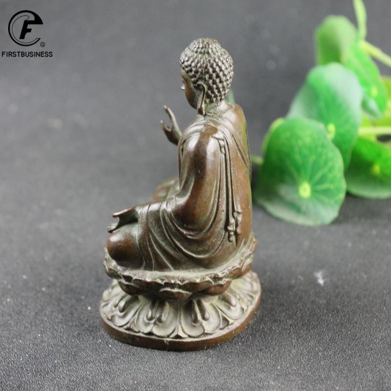 Retro Copper Tathagata Buddha Statue Home Decoration Brass Sculpture Retro Living Room Office Desk Ornament Miniatures Figurines