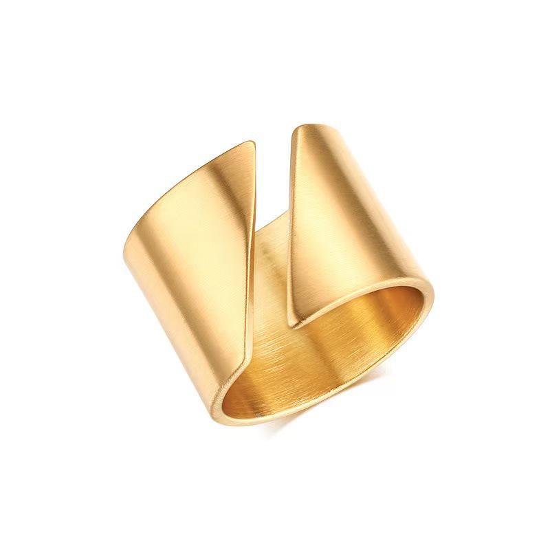 European and American Minimalist Gold Wide Band Ring - Hip Hop Statement Fashion Ring