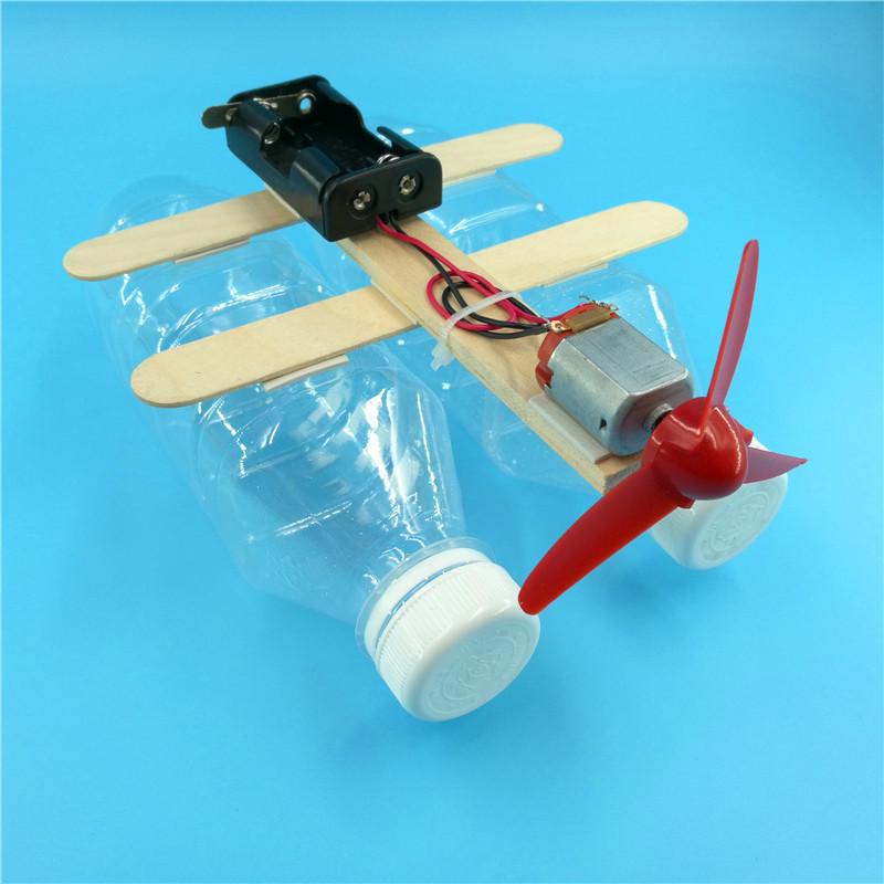 Wind-Powered Boat Science Experiment Kit for Primary Schools 14x20cm