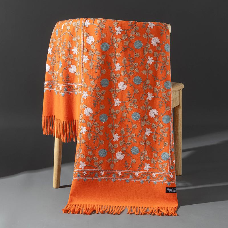 Xinjiang Embroidered Imitation Cashmere Scarf: Women’s Ethnic Style, Warm and Versatile with Tassels 70x200 cm