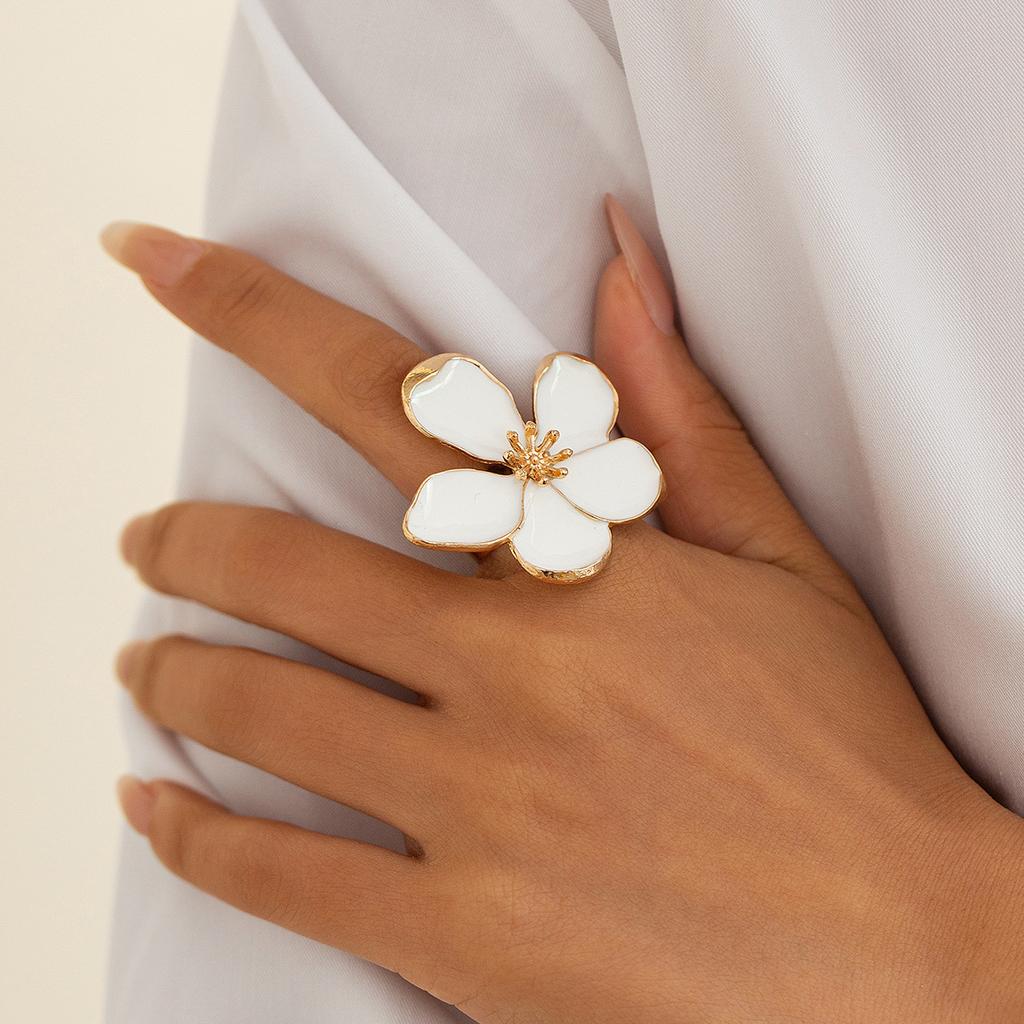 Summer Cavation Oil Dripping White Pearl Flower Ring Exaggerated Jewelry Gift Geometric Adjustable Metallic Starfish Rings for Women