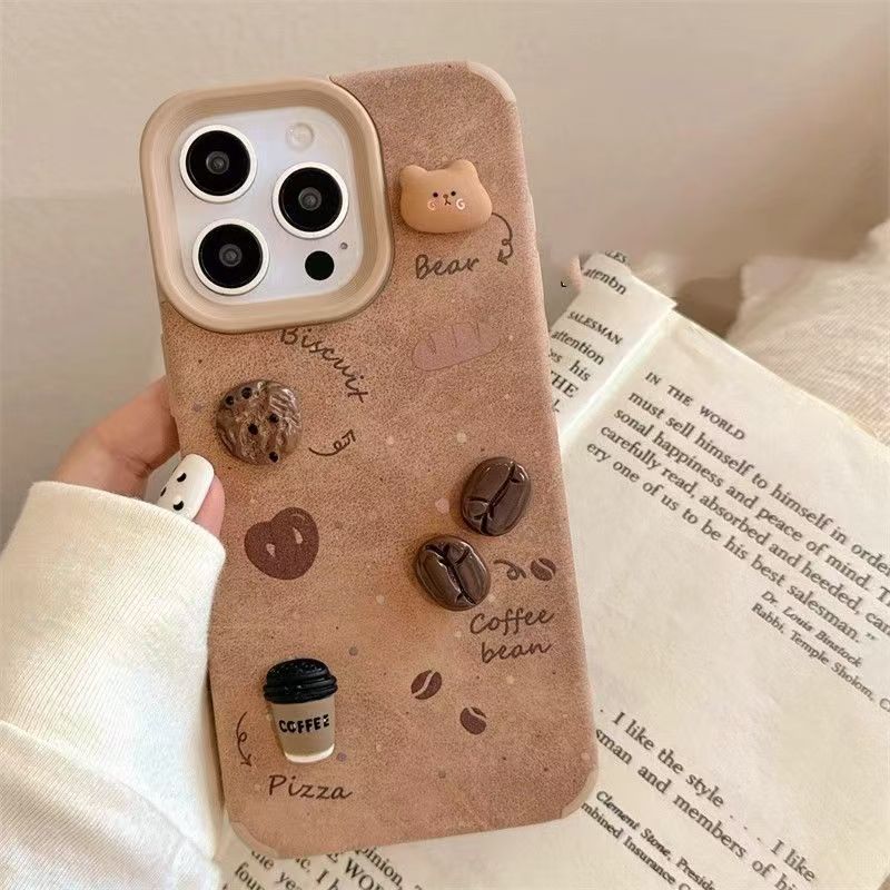 Three-dimensional coffee bear is suitable for iPhone16promax Apple 15 Pro mobile phone case 14 new 13 leather pattern 12/11