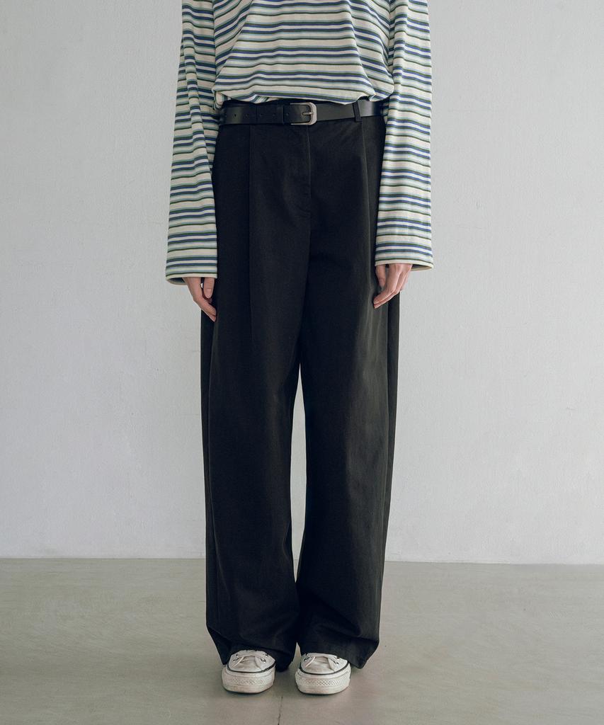 Banwonateullie P3265 Pintuck Wide Chino Pants_Black