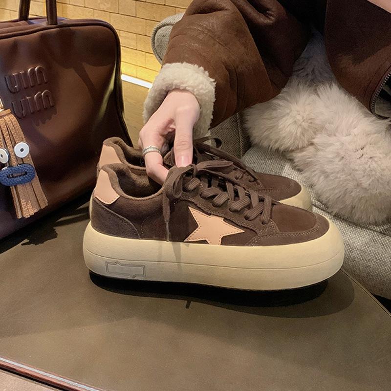 

Кожаная грязная обувь корейская версия круглый носок старая платформа обувь хлебцы ретро сращивание повседневный стиль универсальные звездные кеды женские 40 темно-коричневого