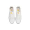 Nike Air Force 1 07 Weiß University Gold Gum Herren Sneaker Gummi-Hellbraun DZ4512-100