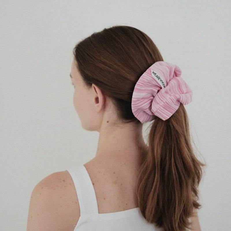 Wir sind yiyoon STRIPE SCRUNCHIE (4 Farben)