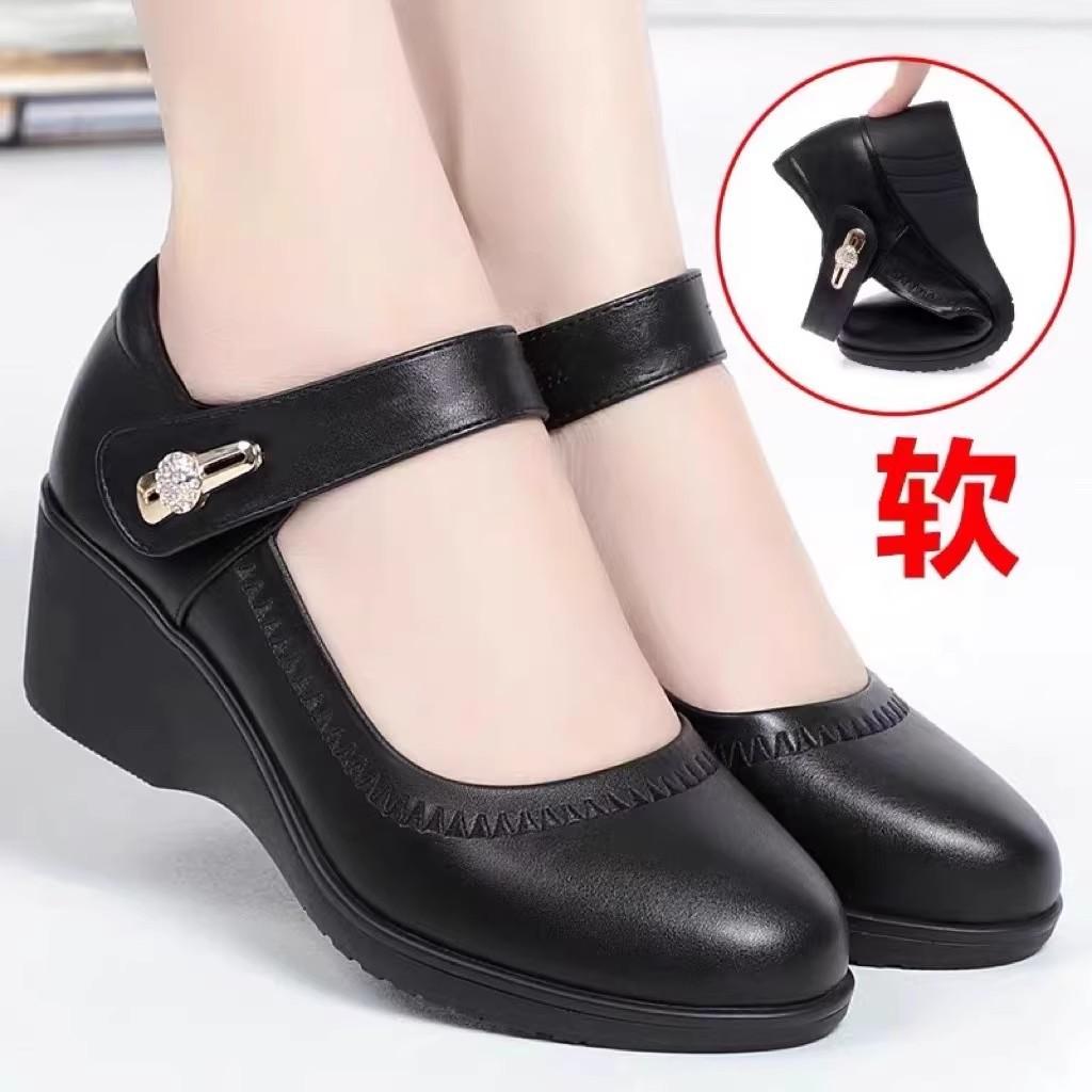 Fashion Shoes 2025 Spring and Summer New Soft Leather Comfortable Middle-aged Mother Shoes Round Head Versatile Wedge Heel Non-slip Single Shoes Women
