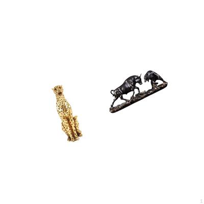 Gold Cheetah Bull Figurine Animal Sculpture Decorative Table Centerpiece Modern Artwork Chinese