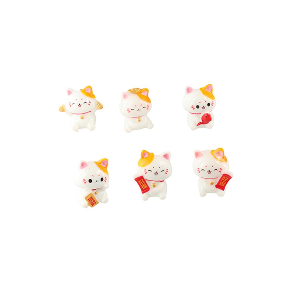 Cute Lucky Cat Car Ornaments Realistic Cat Micro Landscape Ornament Fortune Cat Figurines  Desktop