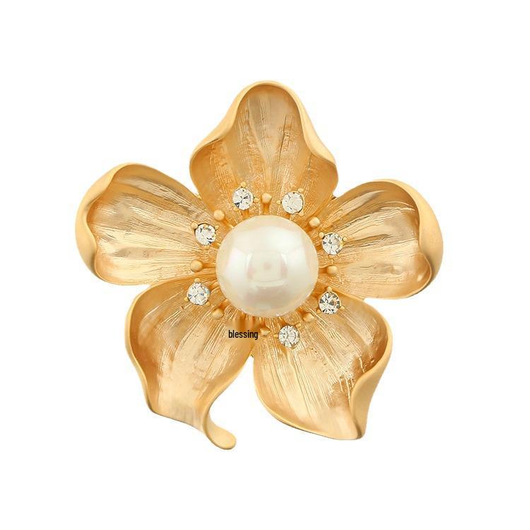 European & American Retro Flower Pearl Brooch Corsage - Stylish Suit Accessory